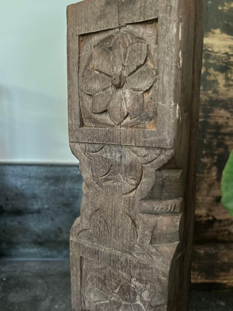 Houtgestoken console wandplankje India oosters sober bohemia, Ophalen of Verzenden