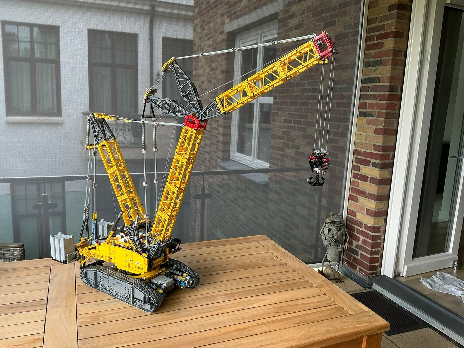 Lego kraan Techniek Liebherr LR 13000 (42146), Kinderen en Baby's, Speelgoed | Duplo en Lego, Ophalen of Verzenden, Zo goed als nieuw