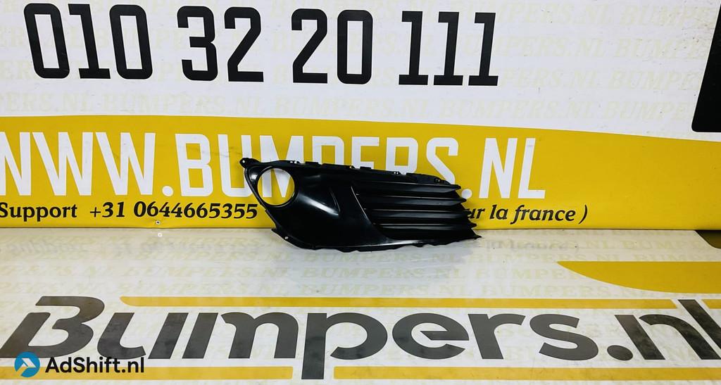 Gril Toyota Auris Mistlamp Rooster 2-M3-3765, Bumper