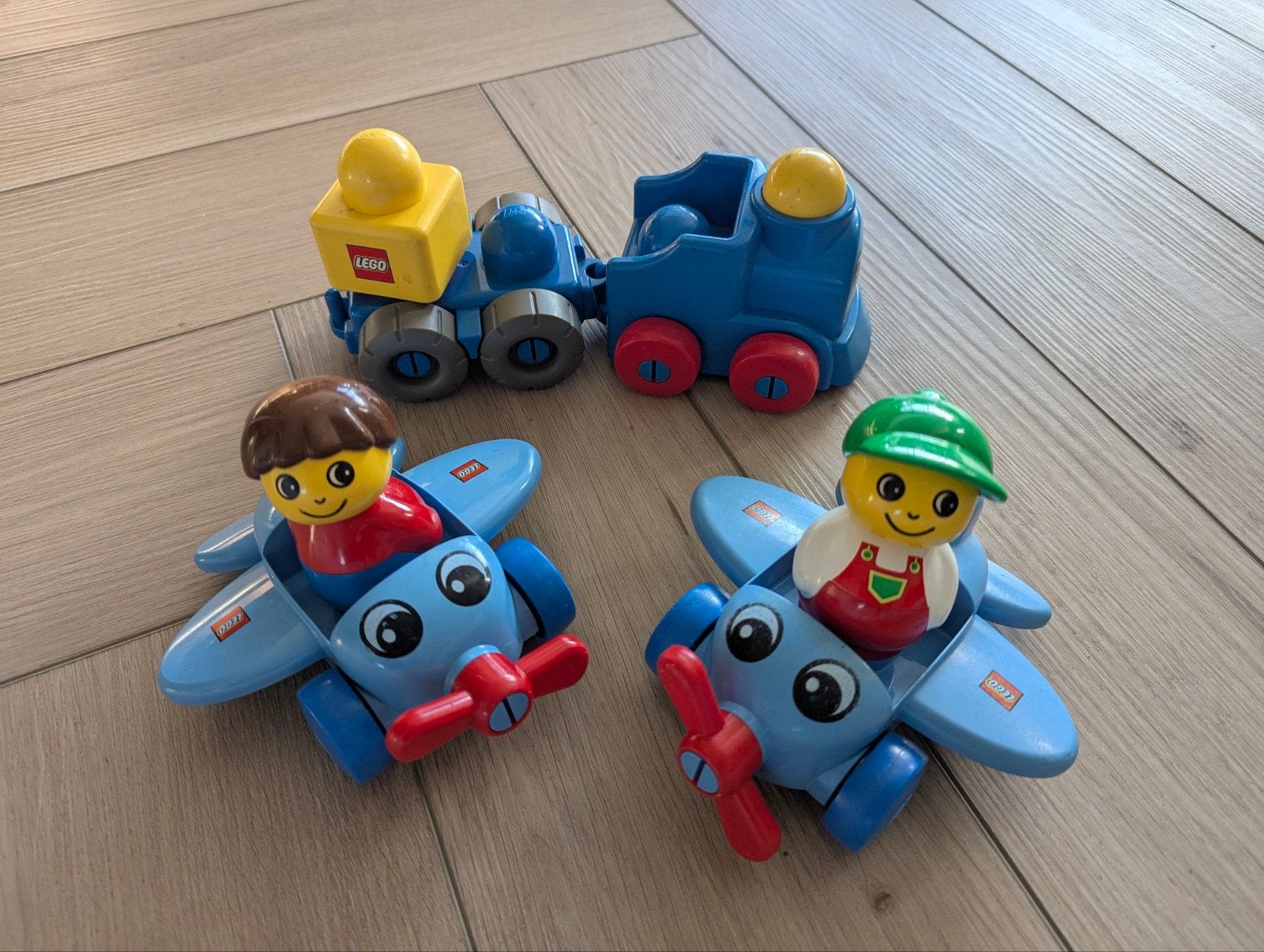 Primo Duplo Lego setje vliegtuigen, Ophalen of Verzenden, Zo goed als nieuw, Duplo