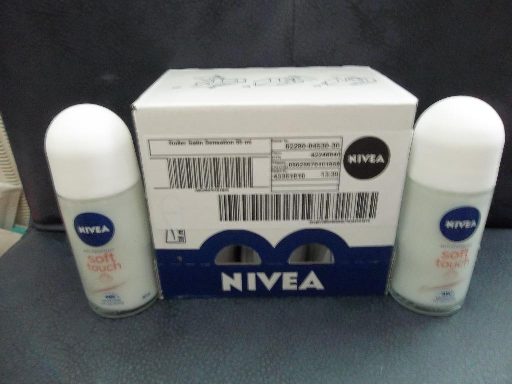 TKA partij Nivea deo rolllers, Ophalen of Verzenden, Nieuw, Bodylotion, Crème of Olie