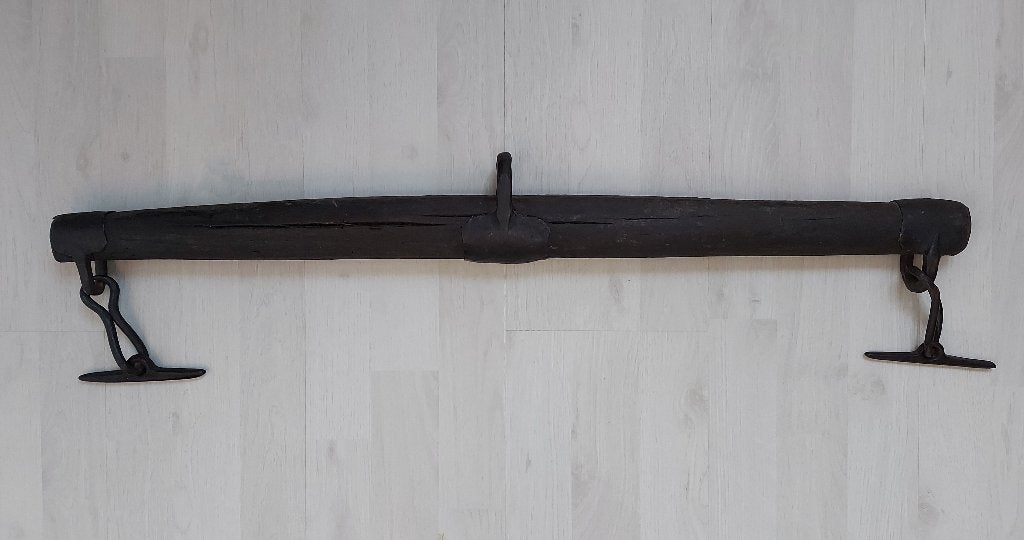 Nostalgisch dwarsstuk / zwenghout zwart, Antiek en Kunst, Ophalen of Verzenden