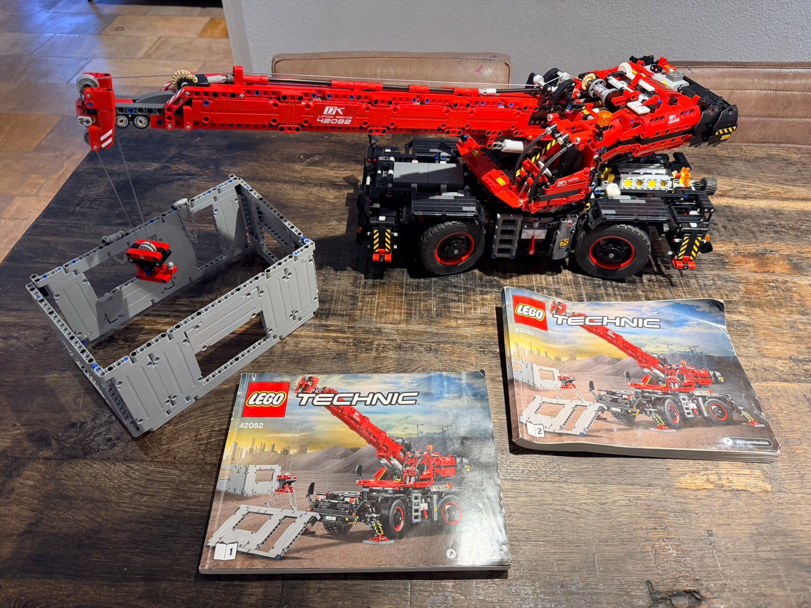 Lego 42082 - Technic: Rough Terrain Crane, Kinderen en Baby's, Speelgoed | Duplo en Lego, Lego, Compleet, Ophalen of Verzenden