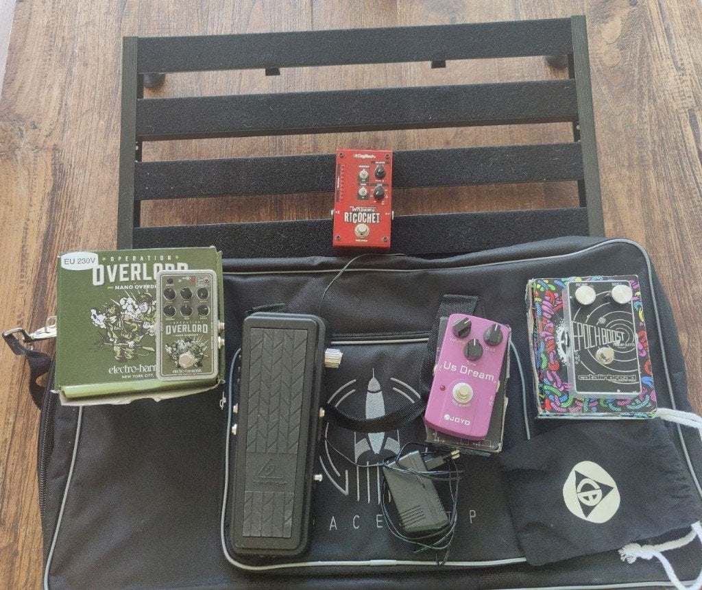 Meerdere pedalen en effectboard te koop, Muziek en Instrumenten, Ophalen of Verzenden, Gebruikt, Distortion, Overdrive of Fuzz