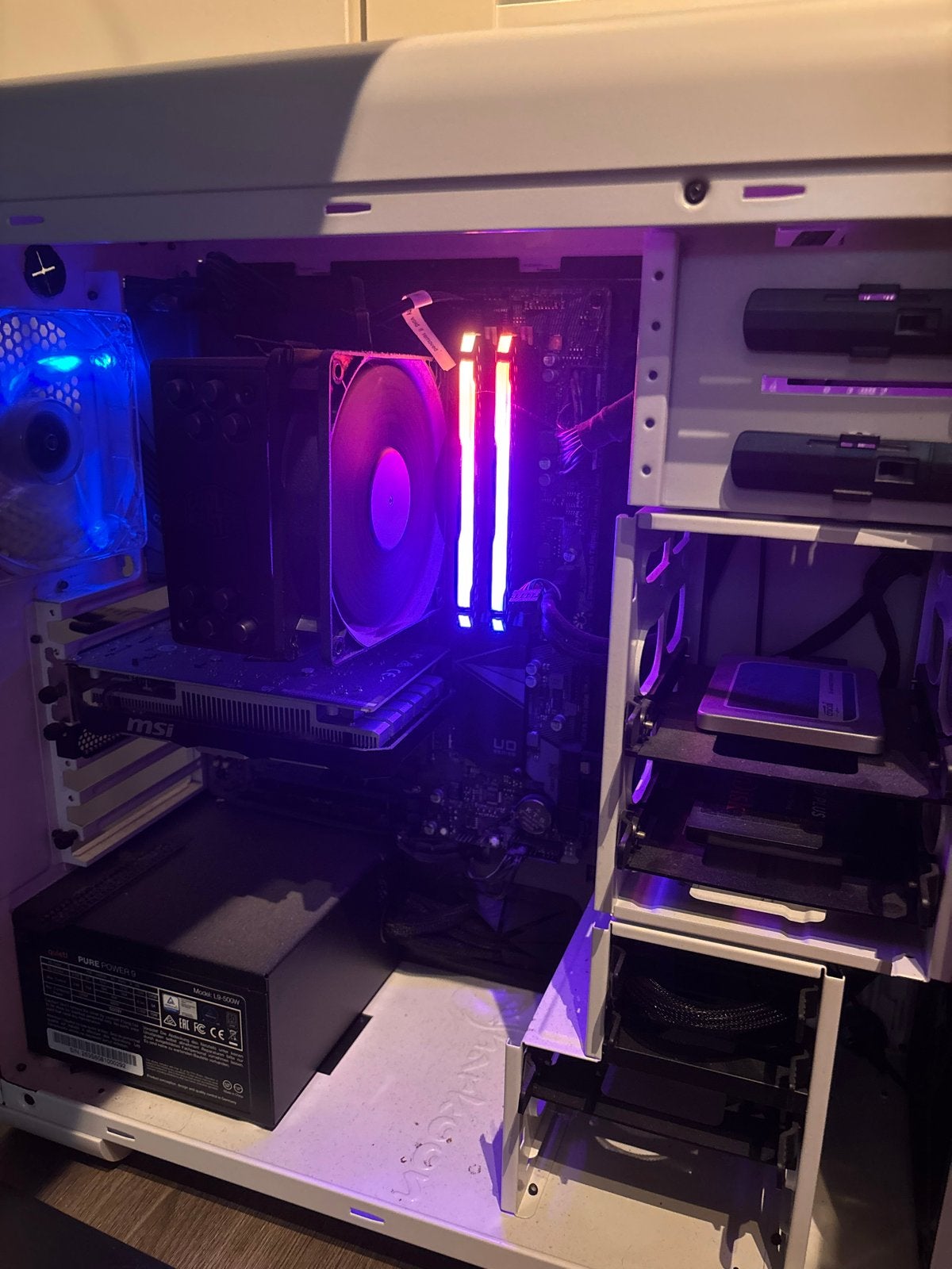 Gaming PC met RGB verlichting en MSI videokaart, Verzenden, Zo goed als nieuw, Gaming, SSD