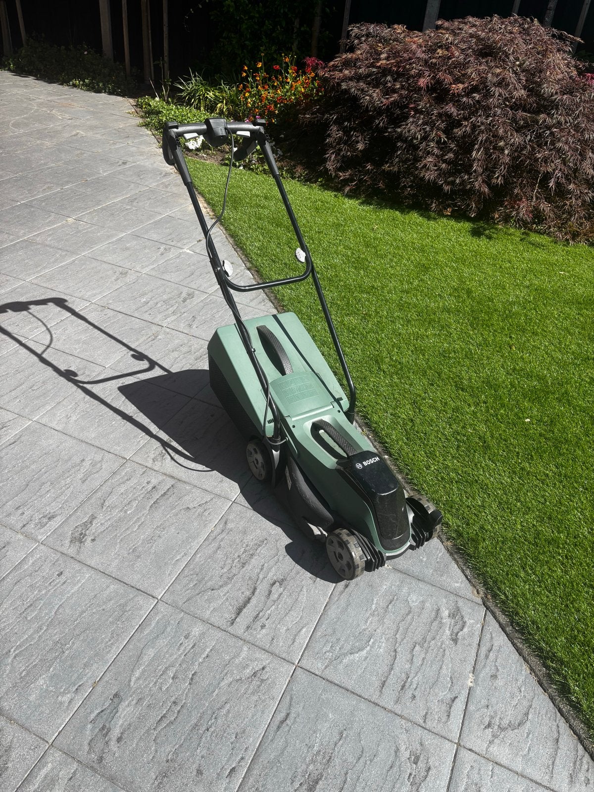 Bosch 18V CityMower 32cm grasmaaier (zonder accu), Ophalen, Cirkelmaaier, Gebruikt, Accu-grasmaaier