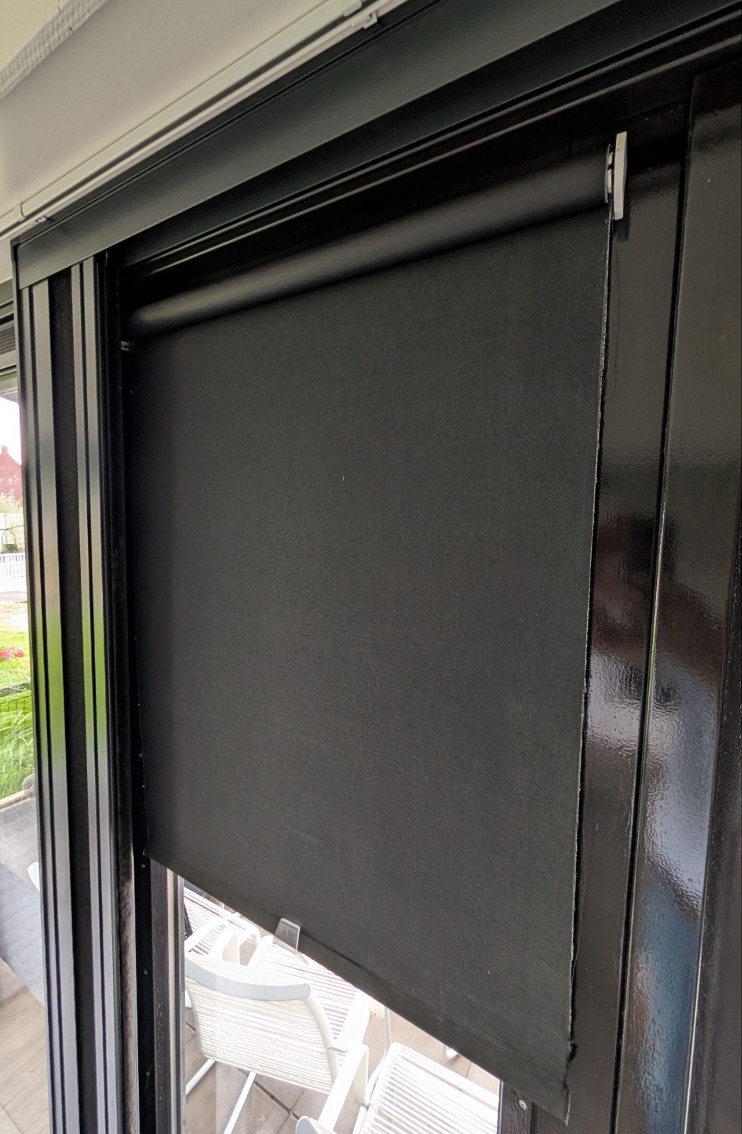 Zwarte rolgordijnen, Ophalen, Gebruikt, 150 tot 200 cm, Overige kleuren