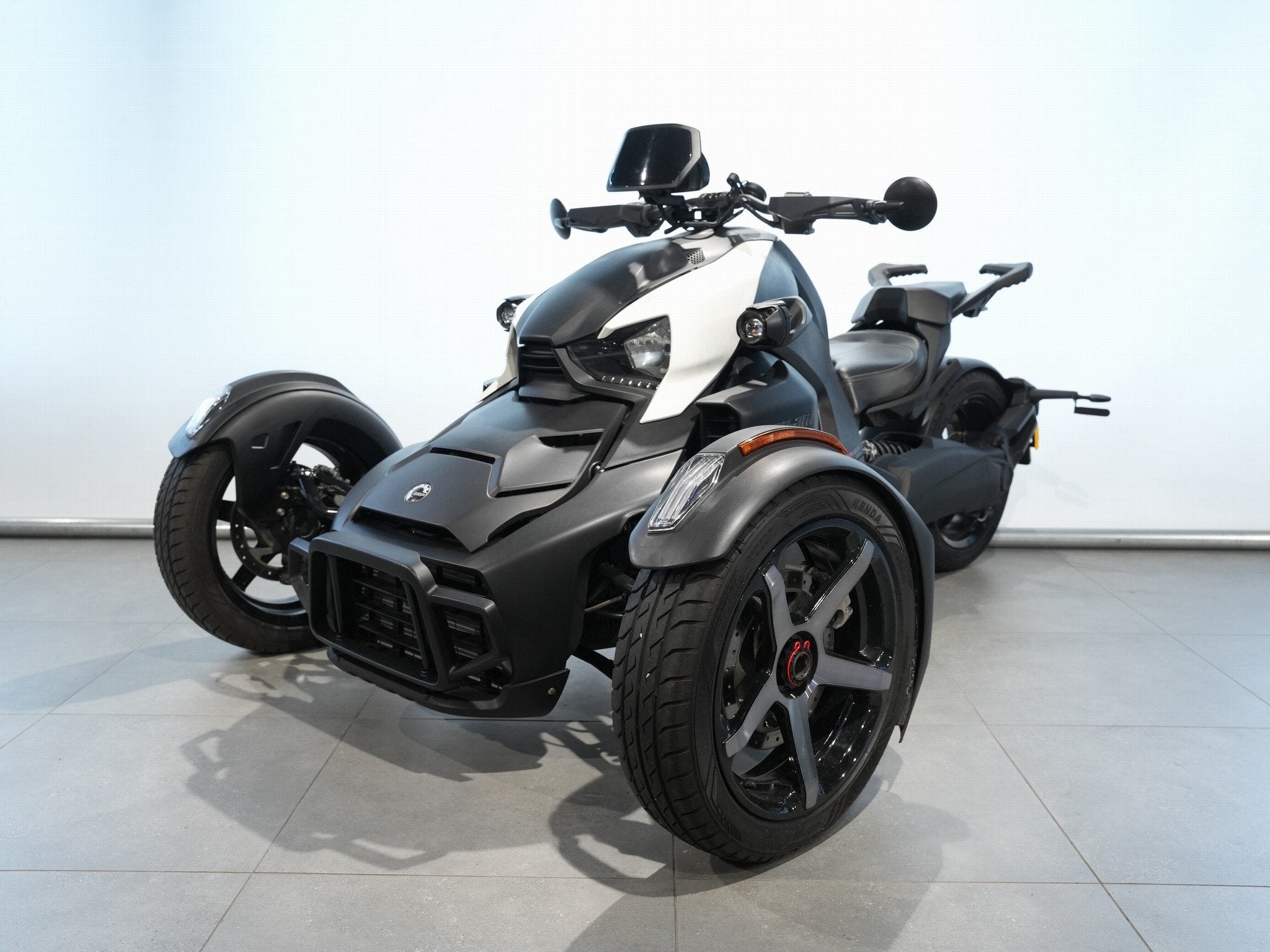 CAN-AM RYKER 900 SPORT (bj 2023), Motoren, Quads en Trikes, BRP Benelux, Infobrpbenelux@brp.com, Meer dan 35 kW, Oktrooiplein 1/ bus 402
9000  Gent, BE