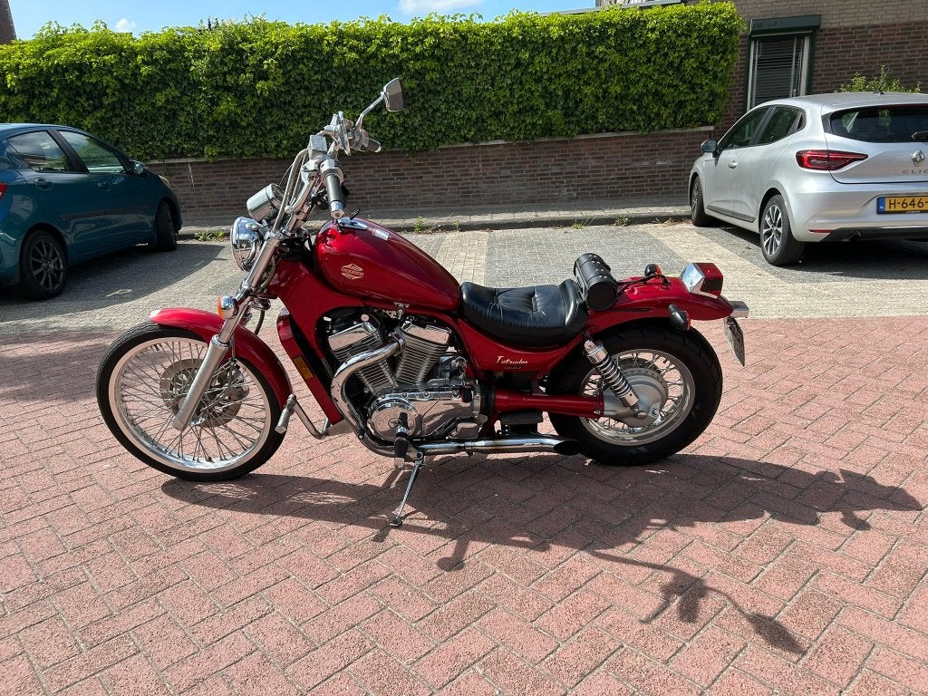 Suzuki Intruder 1993 VS 800 GLP met lage km, Cardan-aandrijving, 2 cilinders, Gebruikt, Particulier