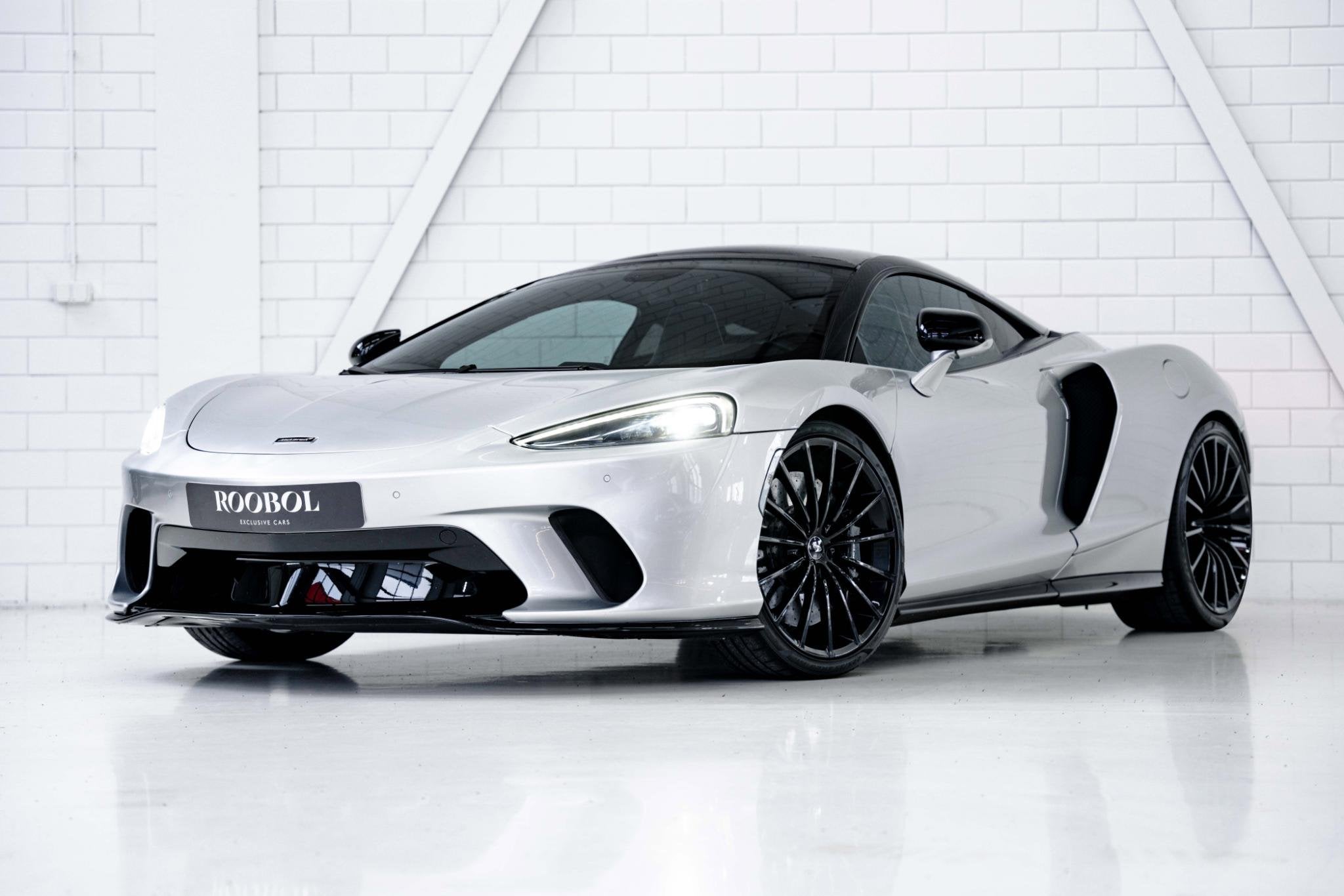 McLaren GT 4.0 V8 l B&W Audio l Pano | Ceramic | Carbon l Li, Automaat, 3994 cc, Leder, Bedrijf