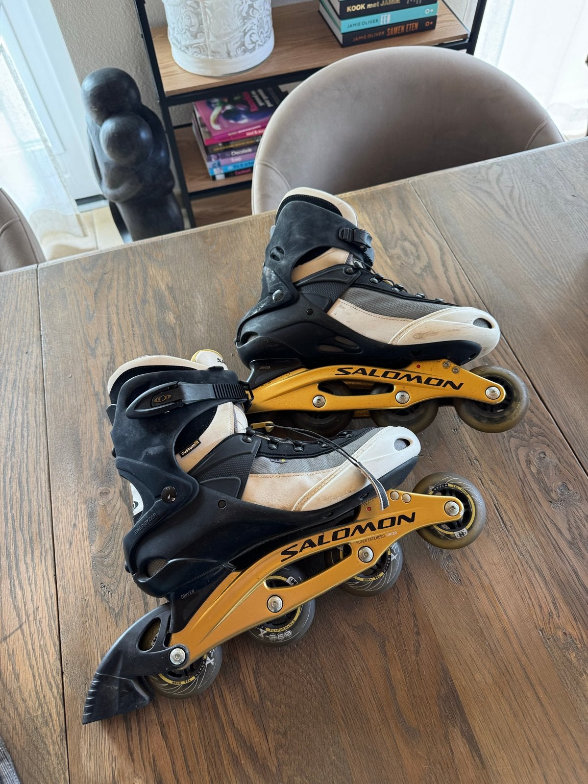 Salomon inline skates met bescherming - Maat 42, Kinderen en Baby's, Ophalen of Verzenden, Gebruikt, Dames