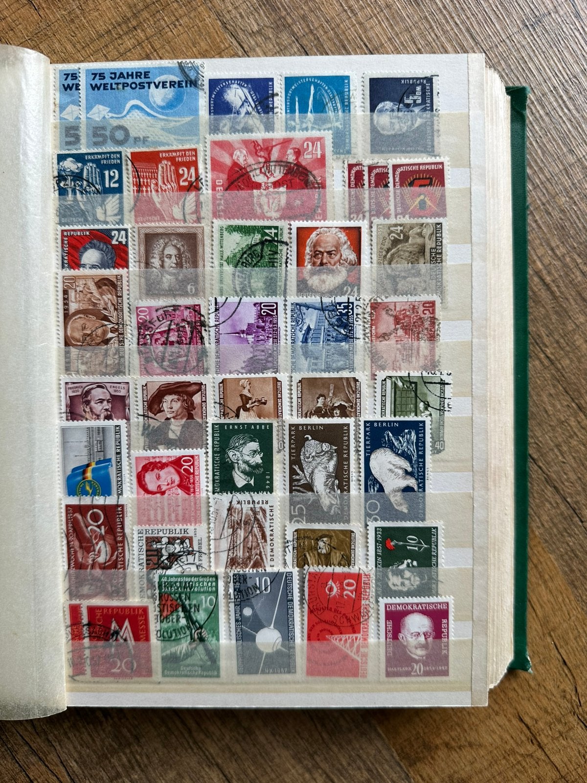 Album DDR, Verzenden, Buitenland