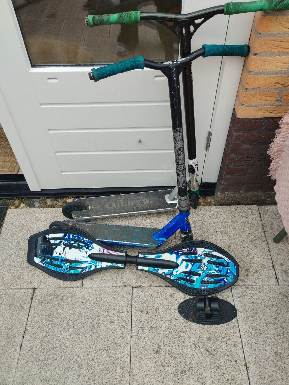 2 steps gratis ophalen, Fietsen en Brommers, Steps, Ophalen, Gebruikt, Gewone step, Lucky