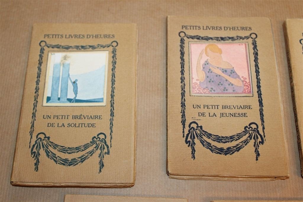 Petits Livres d\'Heures — 13 Franse Boekjes 1920, Ophalen of Verzenden, Gelezen