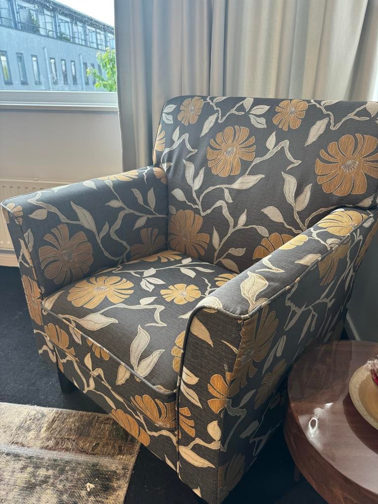 Comfortabele fauteuil met bloemmotief, Ophalen of Verzenden, Zo goed als nieuw