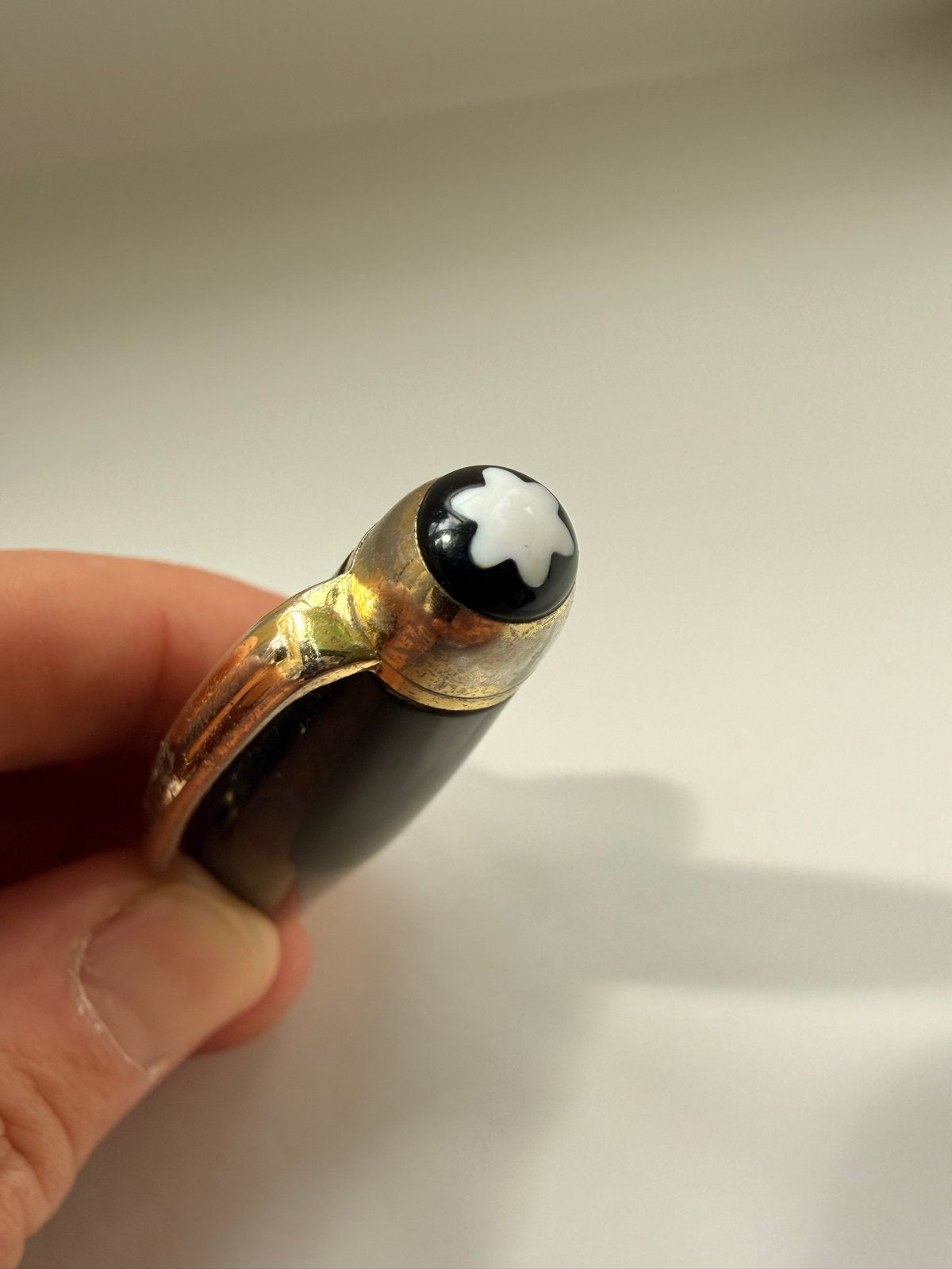 Mont Blanc Rollerball Pen - Zwart met Gouden Details, Verzamelen, Pennenverzamelingen, Ophalen of Verzenden, Gebruikt, Overige typen
