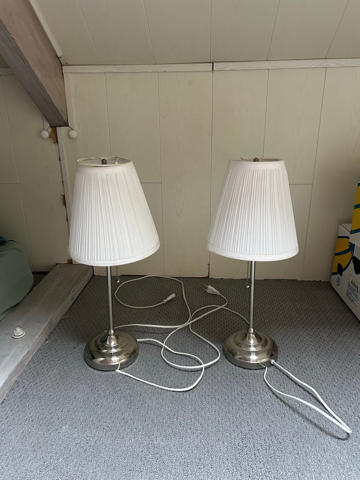 Set van 2 ikea tafellampen met witte kap, Huis en Inrichting, Lampen | Tafellampen, Ophalen, Gebruikt, Wit, Met kap