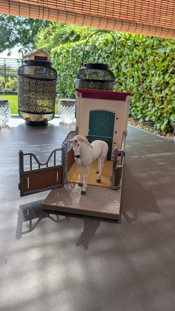 schleich Paardenbox, Ophalen of Verzenden, Zo goed als nieuw