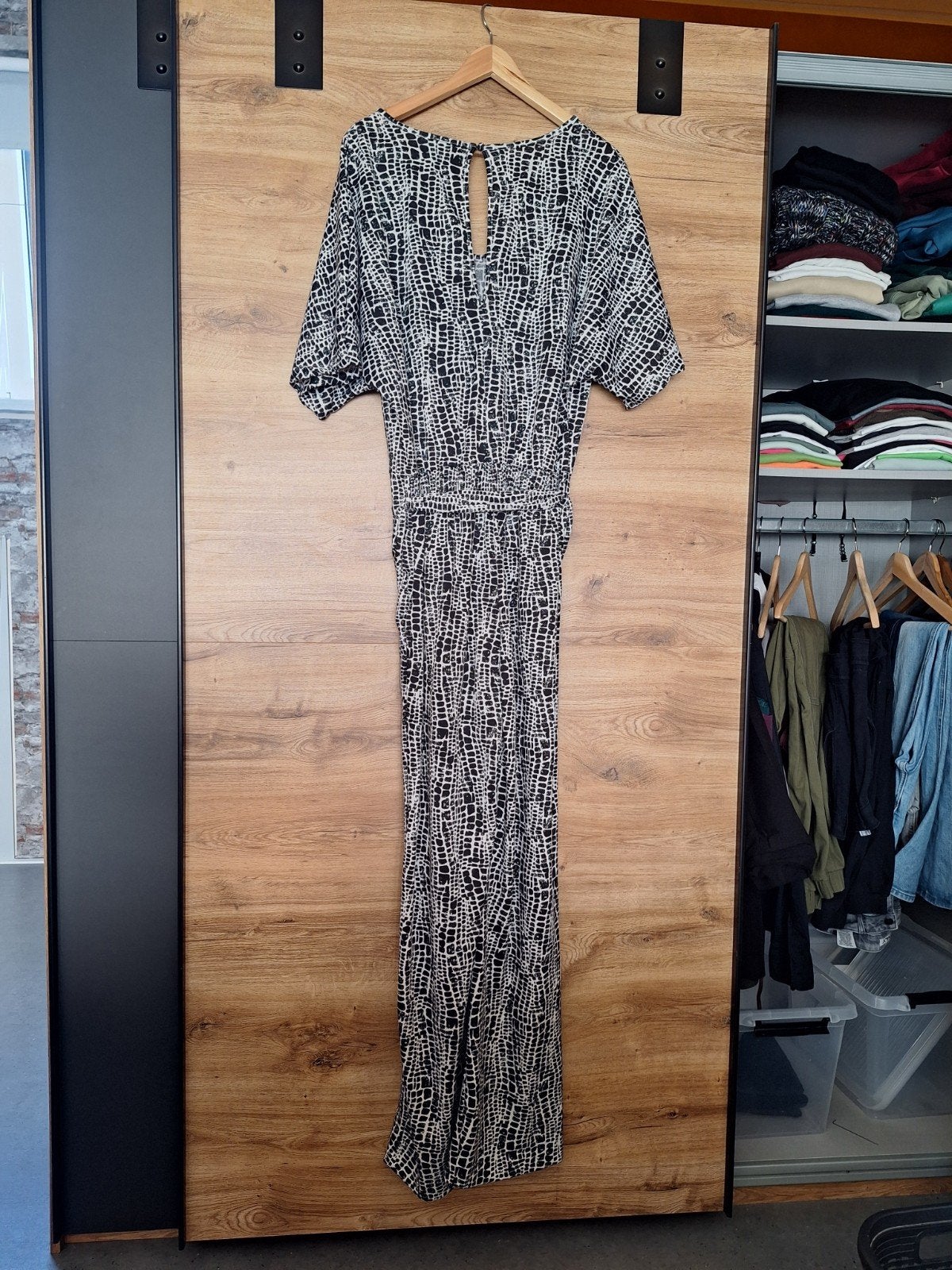 jumpsuit zwart/wit maat L, Kleding | Dames, Jumpsuits, Zwart, Ophalen of Verzenden, Gedragen, Casual Ladies