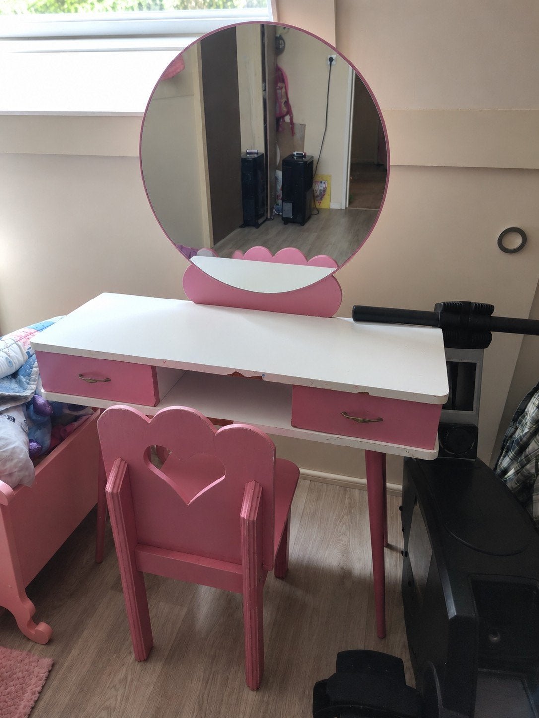 Kaptafel met stoeltje voor prinsessen - opknapper, Ophalen, Gebruikt, Tafel(s) en Stoel(en)