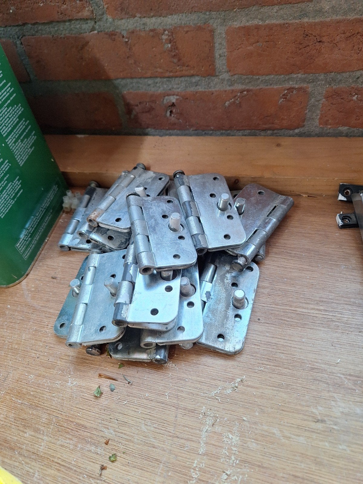 Partij gebruikte scharnieren ( 21), Doe-het-zelf en Verbouw, Hang- en Sluitwerk, Ophalen of Verzenden