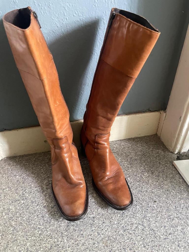 Laarzen dr Adams cognac maat 39, Kleding | Dames, Schoenen, Ophalen, Hoge laarzen, Bruin, Gedragen