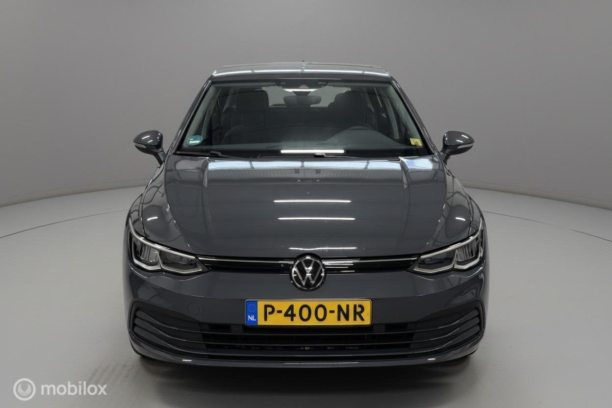 Foto 2 van Volkswagen Golf 1.0 TSI Life ✓IQ✓PDC✓Applecar.✓ACC