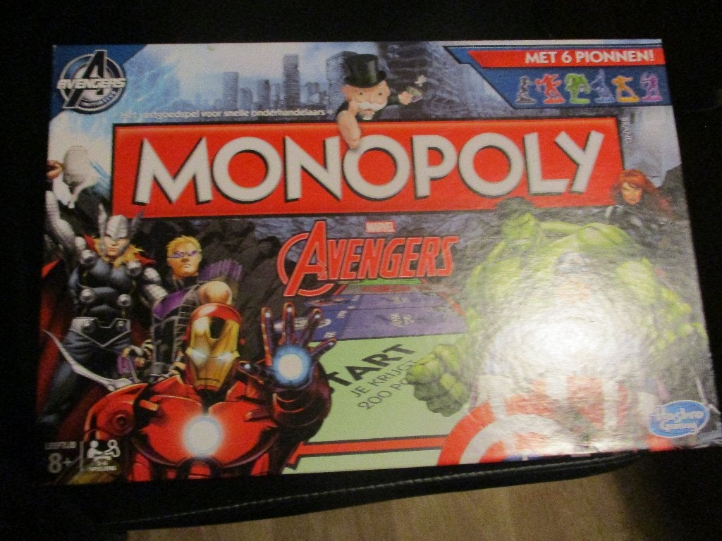 bordspel Monopoly Avengers marvel Monopolie limited, Vijf spelers of meer, Ophalen of Verzenden, Zo goed als nieuw, Monopoly