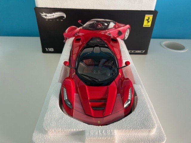 FERRARI LAFERRARI 1:18 HOT WHEELS ELITE, Ophalen of Verzenden, Zo goed als nieuw, Auto, Hot Wheels