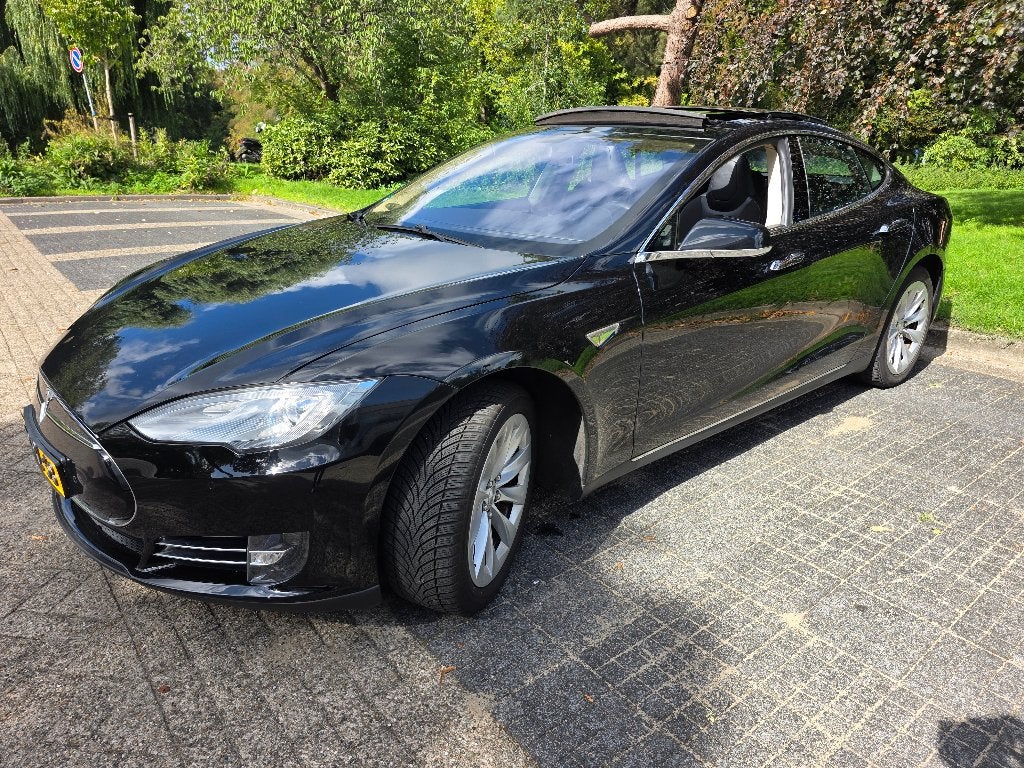 Tesla Model S 85 | Free Supercharging | HV-accu 2023, Auto's, Tesla, Achterwielaandrijving, Zwart, Model S, Leder en Stof