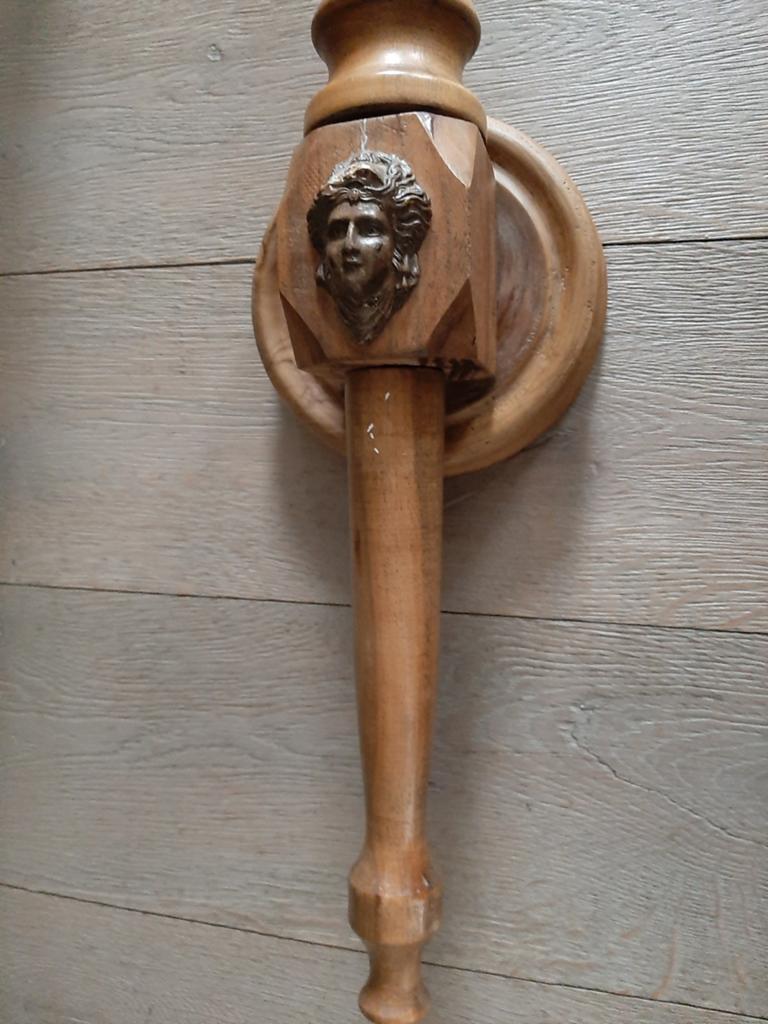 Houten wandkandelaar, Ophalen of Verzenden, Overige materialen
