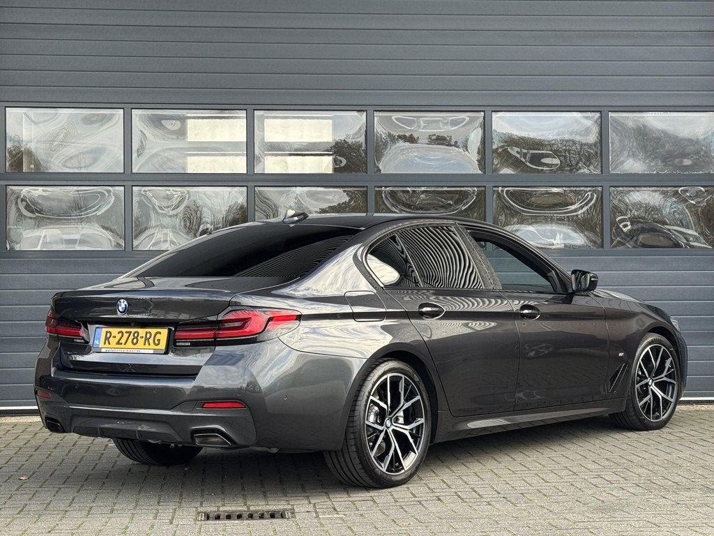 BMW 5-SERIE 520i BUSINESS EDITION PLUS I M SPORTPAKKET I SCH, Auto's, BMW, Automaat, 1998 cc, Achterwielaandrijving, Gebruikt