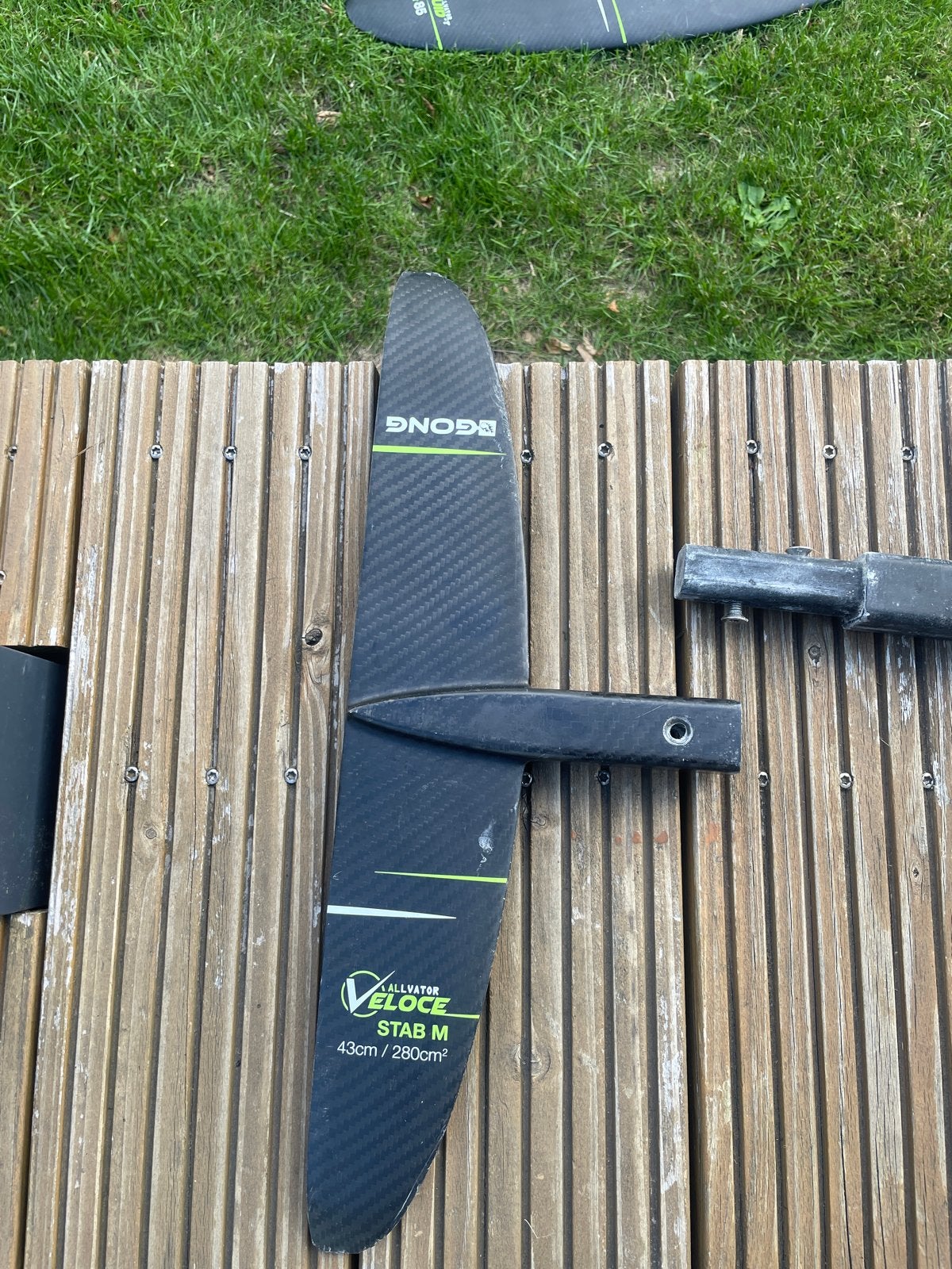 Gong Veloce Stab M 43cm/280cm² Foil Stabilisator, Watersport en Boten, Ophalen of Verzenden, Gebruikt