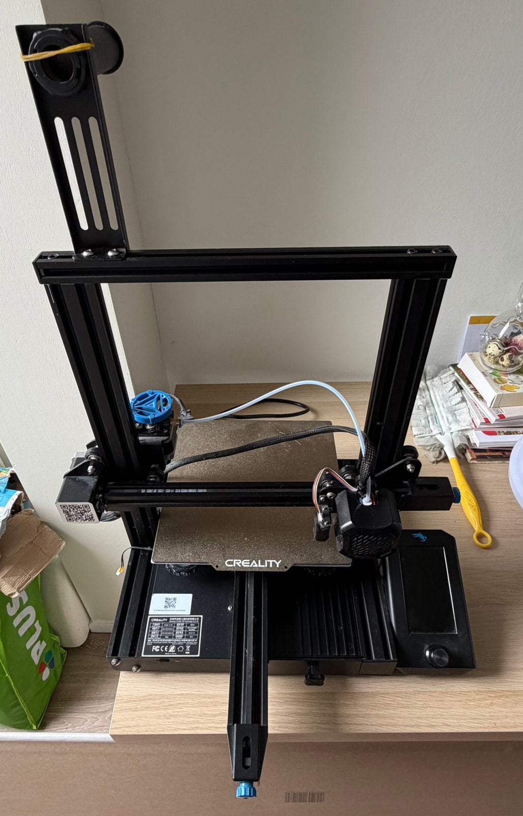 Creality Ender V2 + Doos vol met filament (wel opgemaakt), Ophalen, Zo goed als nieuw, Filament