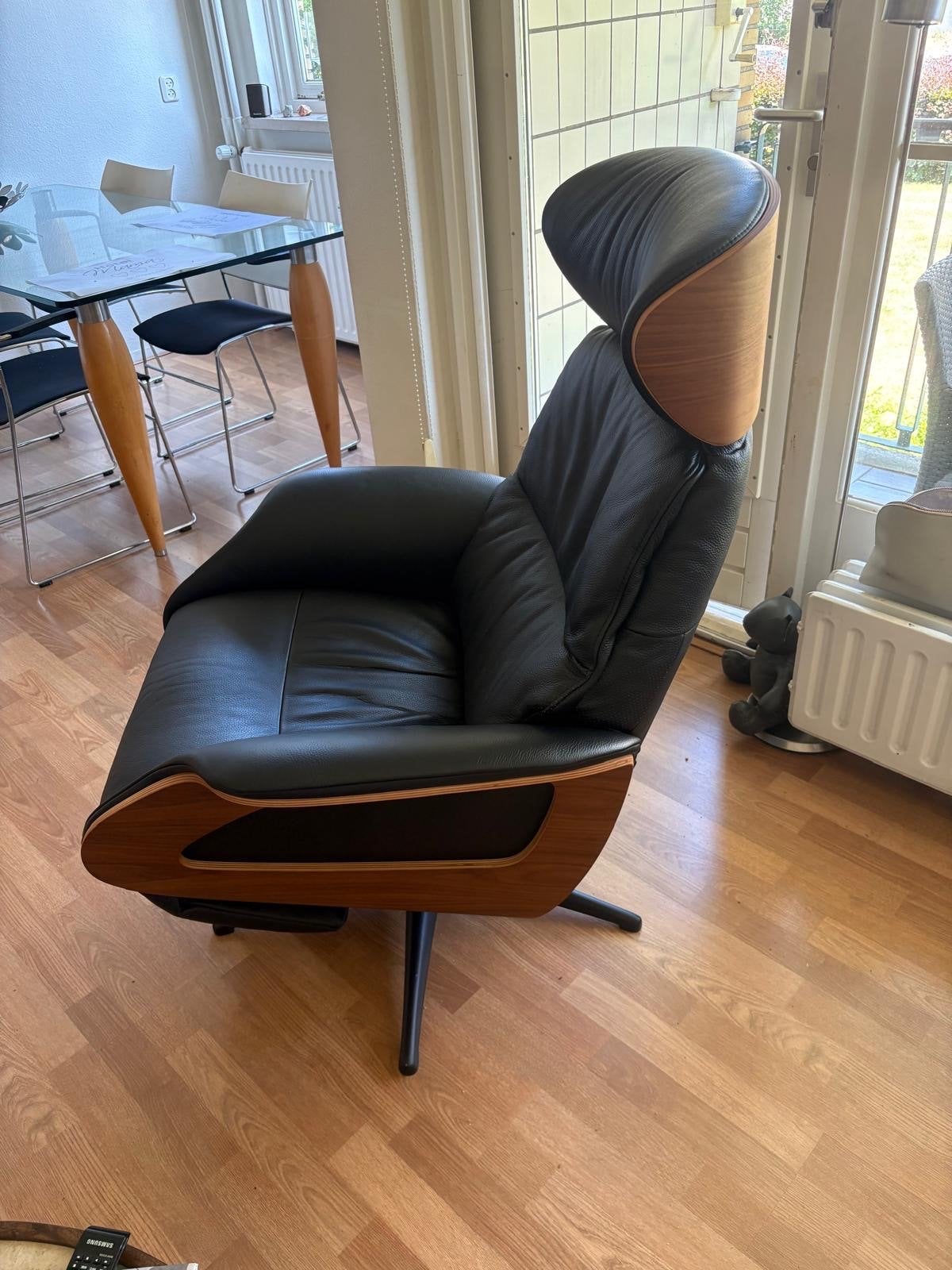 Flexlux Clement Fauteuil - Zwart Leer, Walnoot, 2 Motoren, Ophalen, Minder dan 75 cm, Nieuw, Hout
