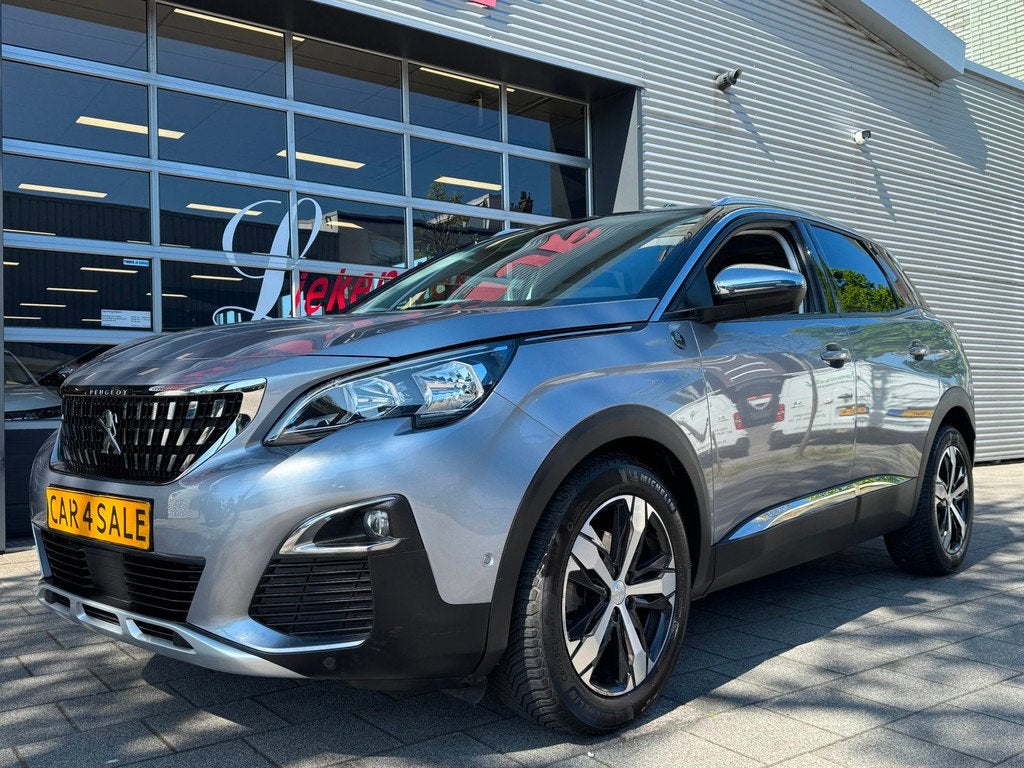 Peugeot 3008 1.2 PureTech Crossway 55.000 KM I Navigatie / A, Auto's, Voorwielaandrijving, Gebruikt, Zwart, 1199 cc