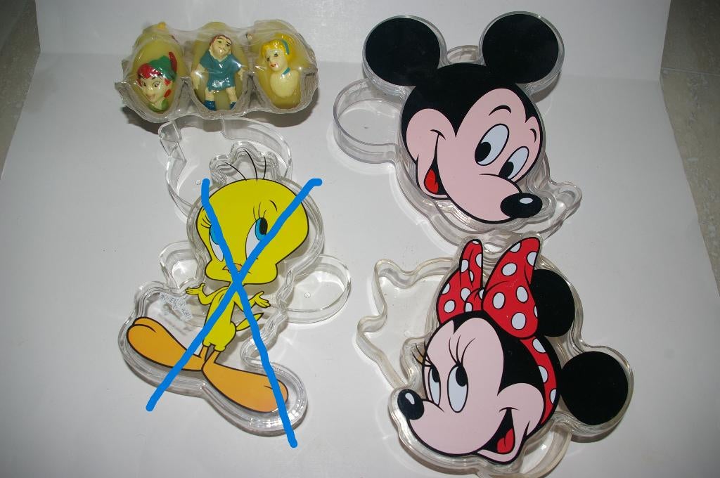 Disney doosjes en kaarsjes., Verzamelen, Disney, Ophalen of Verzenden, Overige figuren, Zo goed als nieuw, Overige typen