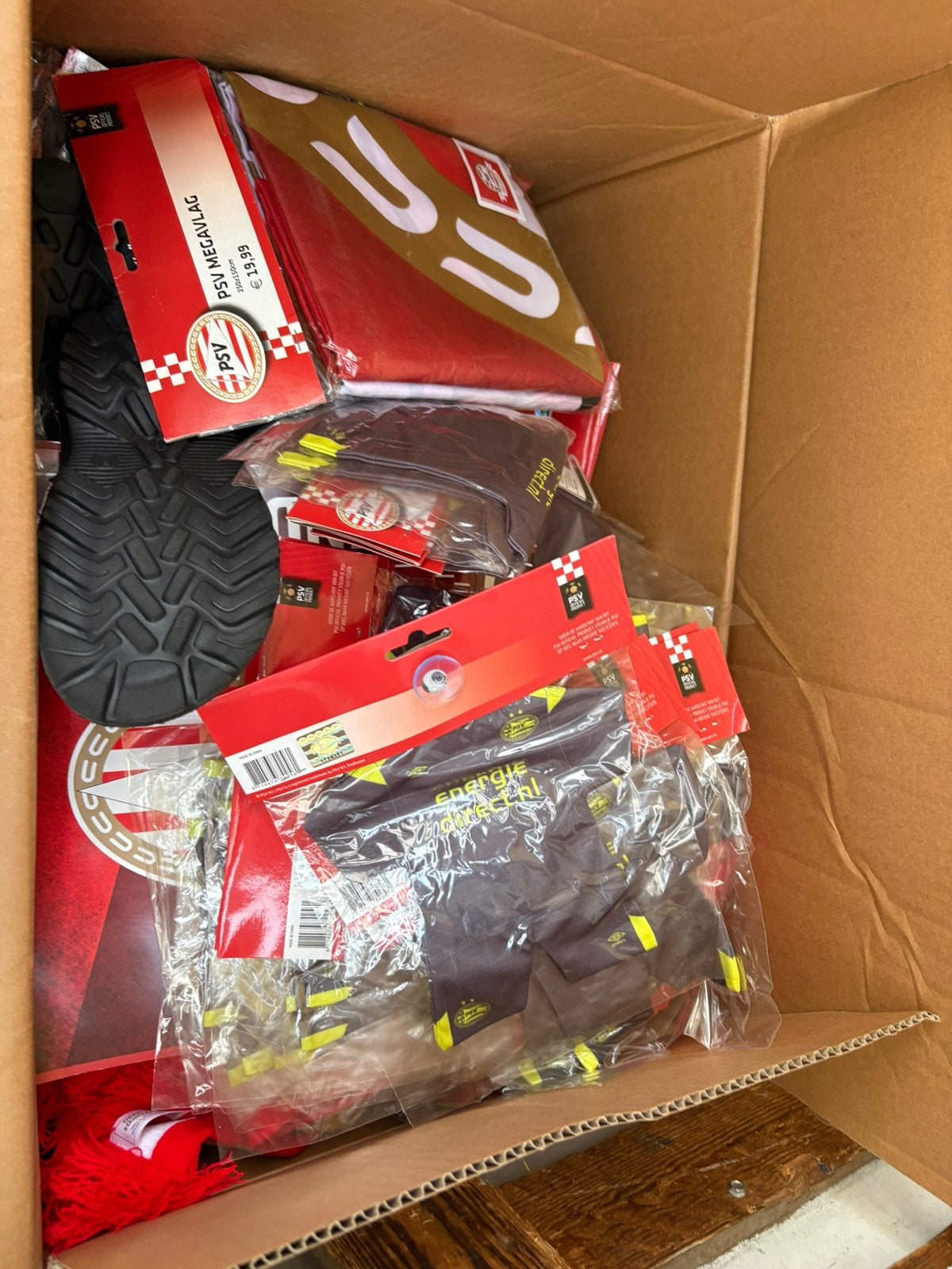 5 dozen met nieuwe PSV spullen, Verzamelen, Sportartikelen en Voetbal, Ophalen, Zo goed als nieuw, PSV, Overige typen