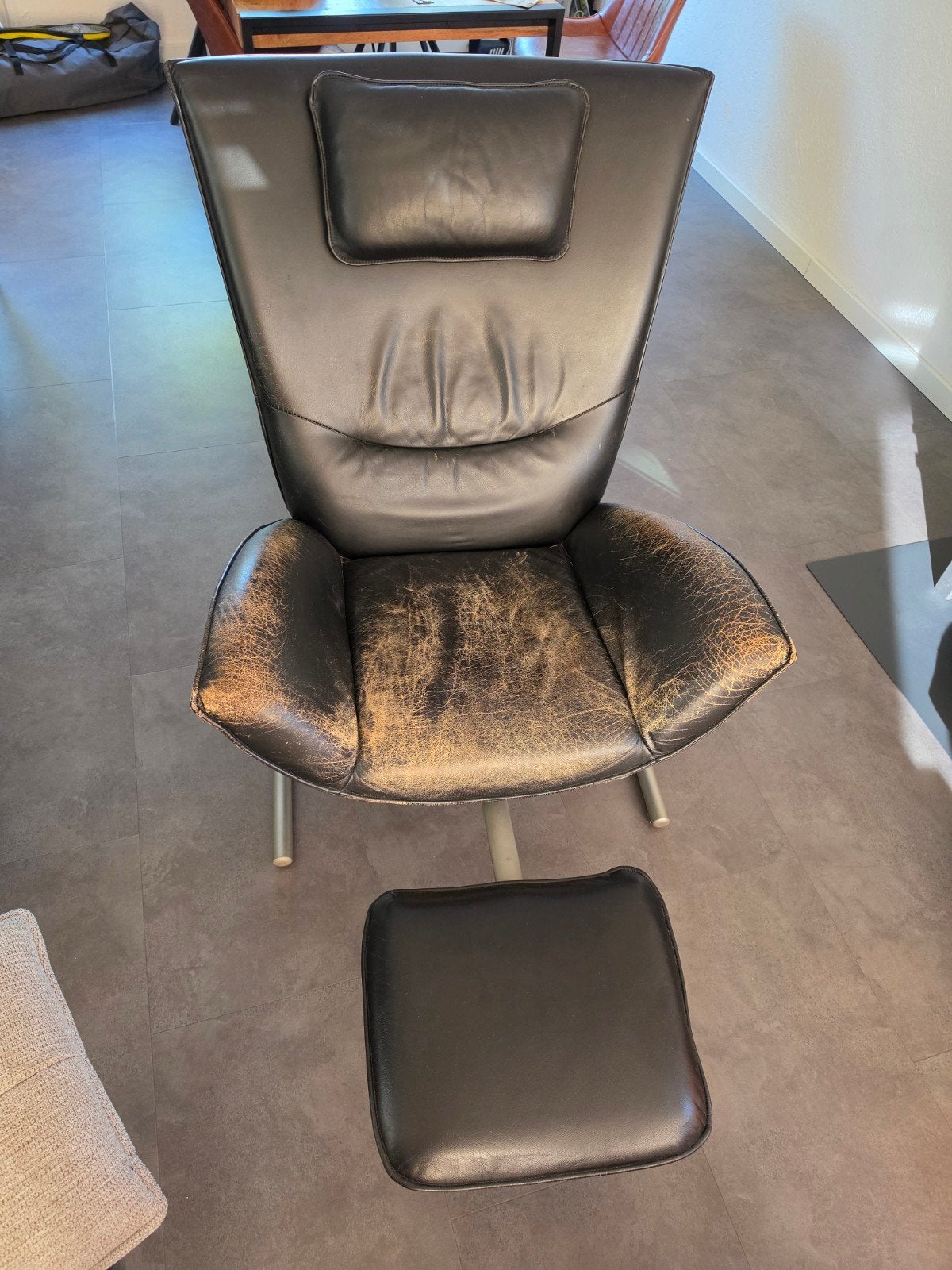Zwarte leren Rolf Benz relaxfauteuil met voetenbank, Ophalen, Gebruikt, Modern, Comfort, 75 tot 100 cm
