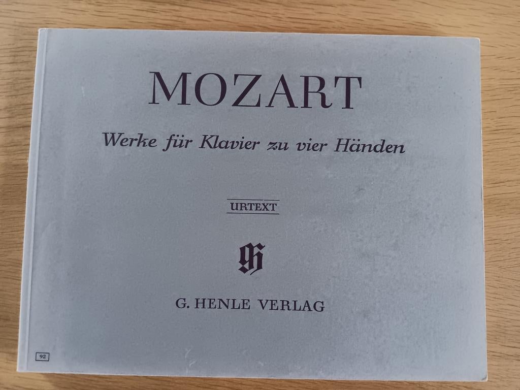 Mozart - Werke für Klavier zu vier Händen - Urtext., Gebruikt, Klassiek, Ophalen of Verzenden, Artiest of Componist