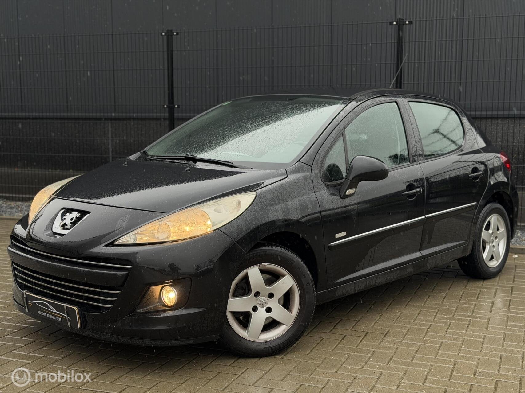 Peugeot 207 1.4 VTi Millesim 200 |CRUISE|TREKHAAK|AIRCO|5DRS, Voorwielaandrijving, Euro 5, Stof, Gebruikt