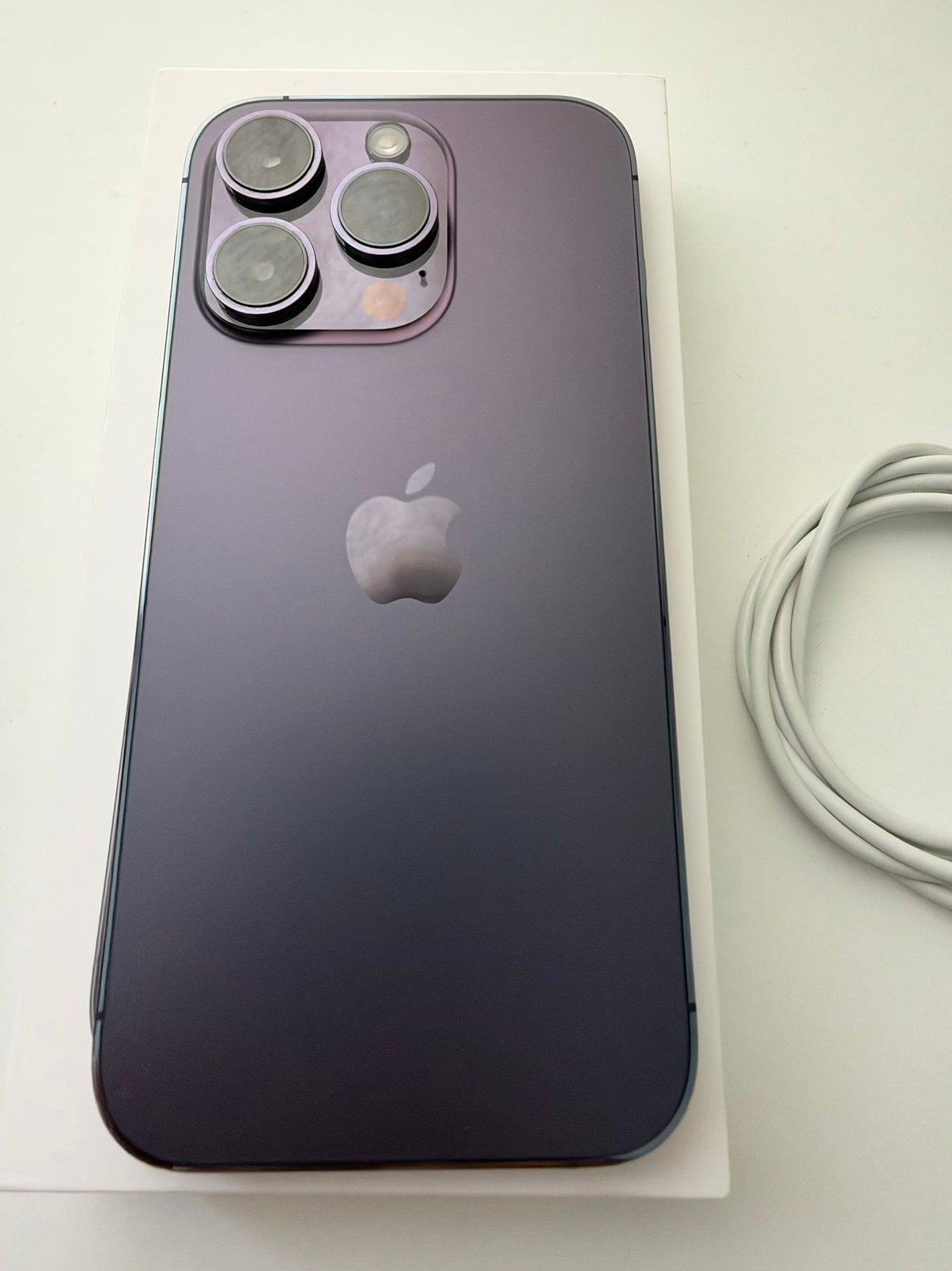 Foto 3 van iPhone 14 Pro 256GB – Zo goed als nieuw – met doos & factuur