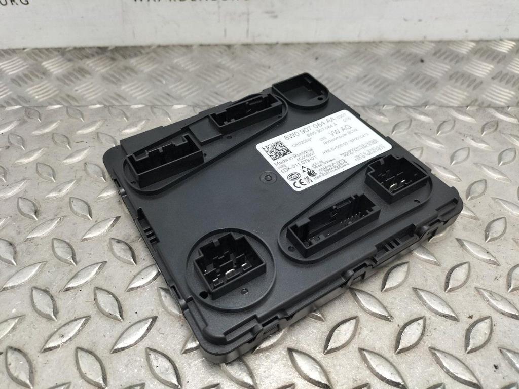 AUDI A4 2.0 TFSI u Sp. ProLS  COMPUTER ECU 8W0907064AA 2016, Ophalen of Verzenden, Gebruikt, Stiba lid