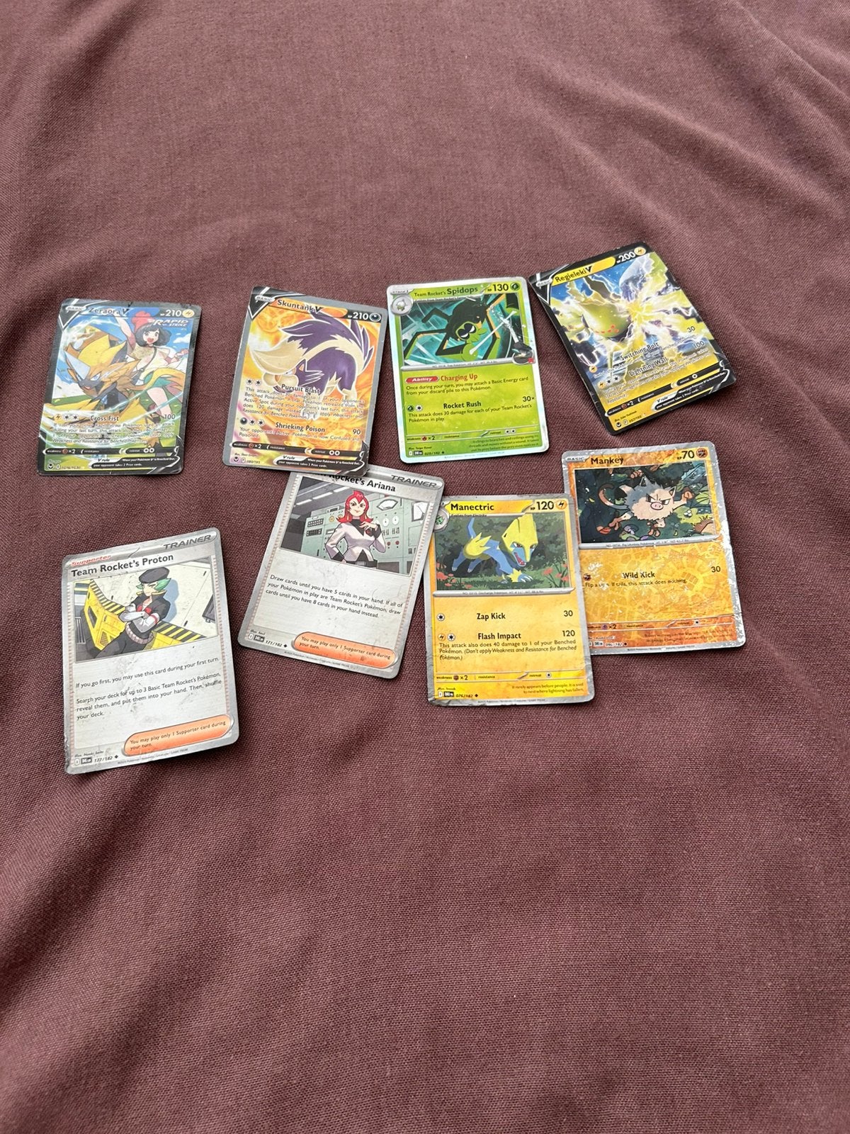 8 pokimon kaarten voor de liefhebbers, Ophalen of Verzenden, Zo goed als nieuw, Meerdere kaarten