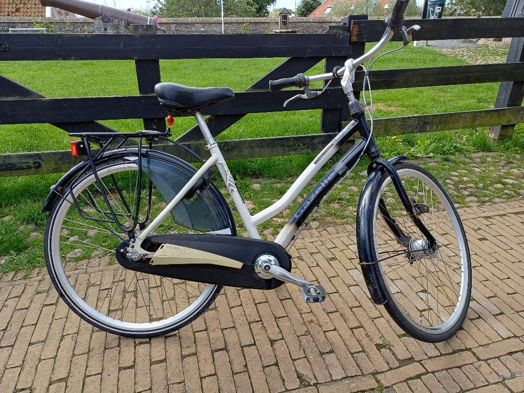 meisjesfiets Gazelle, 3 versnelling, Fietsen en Brommers, 26 inch of meer, Gebruikt, Ophalen of Verzenden, Gazelle