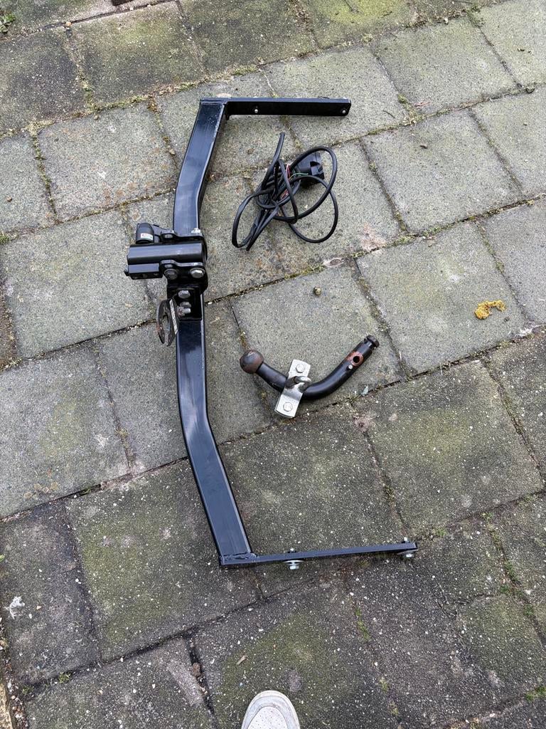 Afneembare trekhaak set met kabelboom (33019), Ophalen, Gebruikt