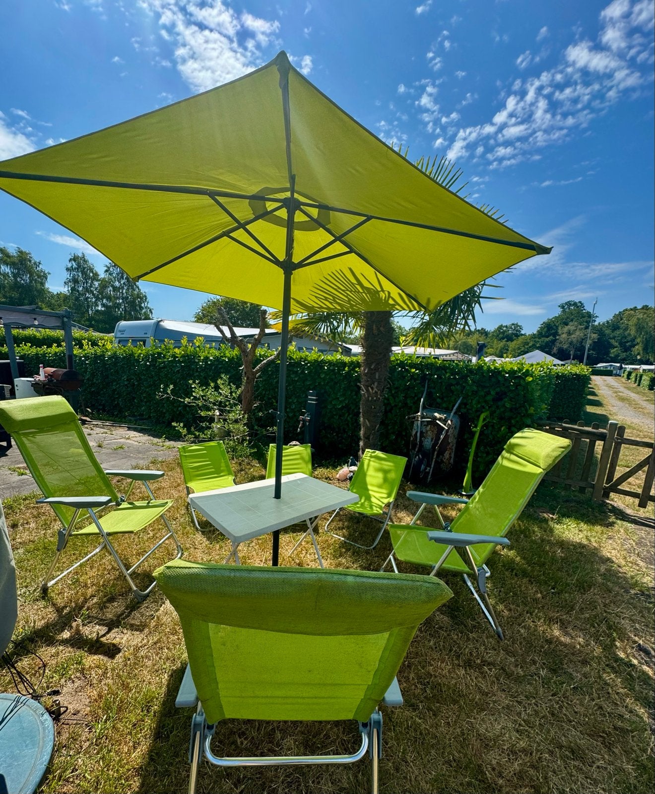 Zweefparasol groen - Ideaal voor tuin of camping, Ophalen, Gebruikt, 2 tot 3 meter, Zweefparasol