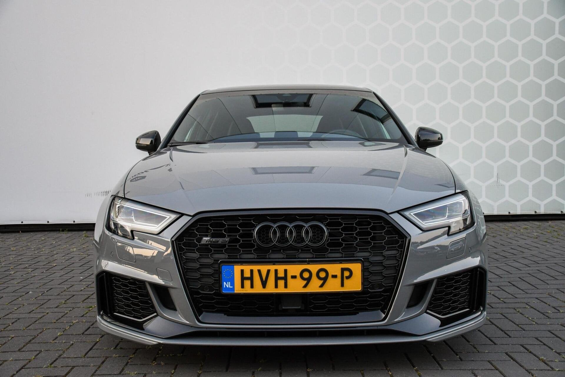 Audi RS3 2.5 TFSI Quattro Panoramdak Virtual B&O 400PK KW Ro, Auto's, Audi, Automaat, Gebruikt, RS3, 1505 kg