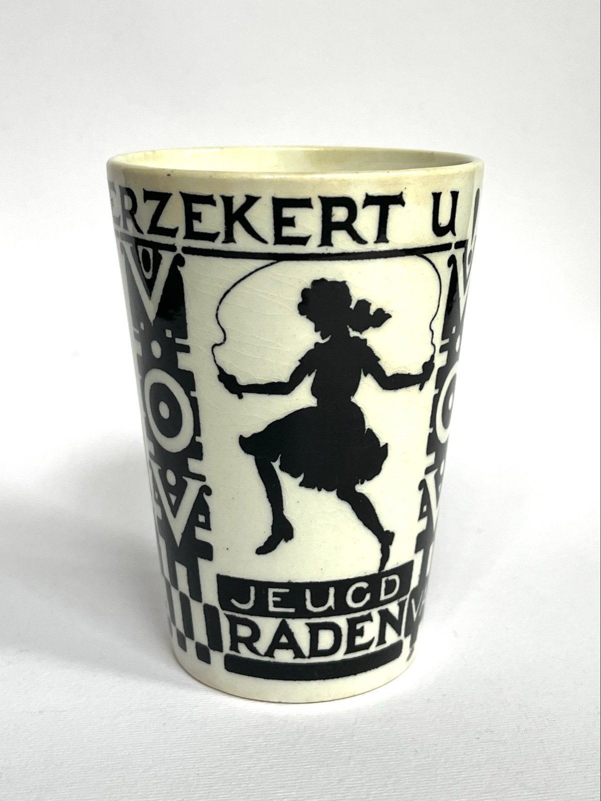 Petrus Regout & Co Maastricht V.O.V. Beker, Ophalen of Verzenden