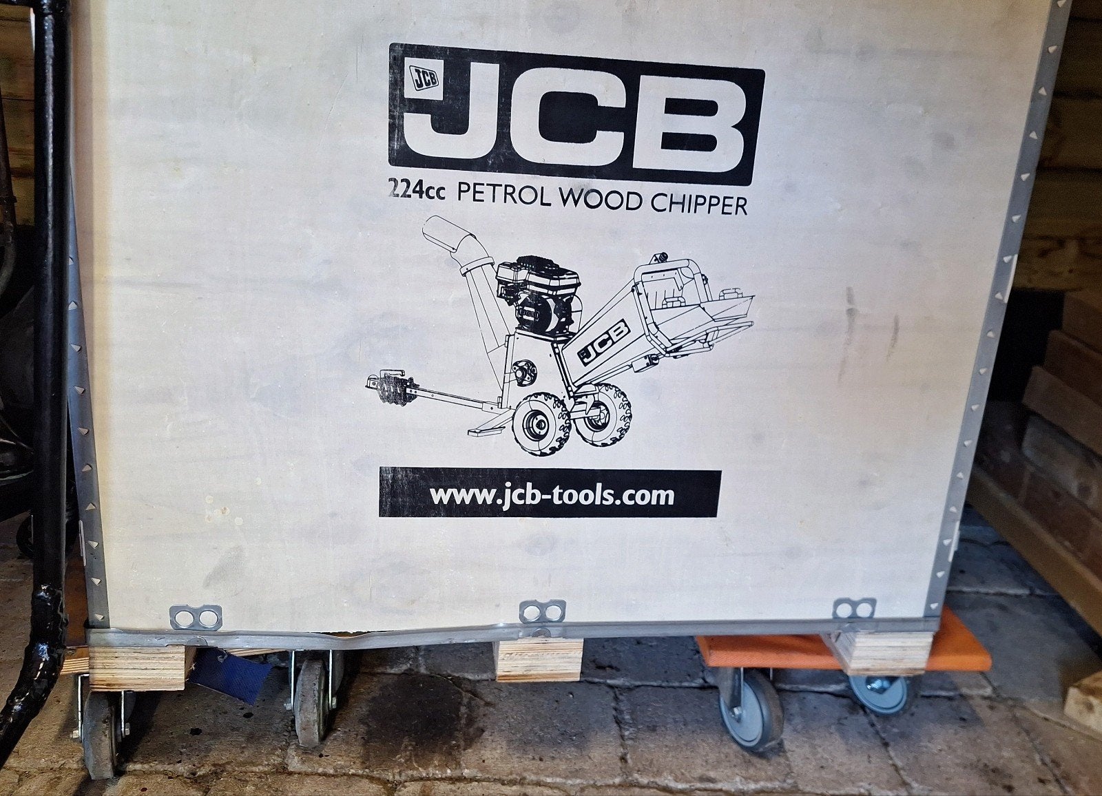 Houtversnipperaar JCB nieuw in kist, Verzenden, Nieuw, Benzine, JCB